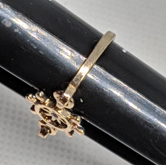 Nautical Ship's Wheel Gold tone Ring w/ Rhinestone - Picture 2 of 8